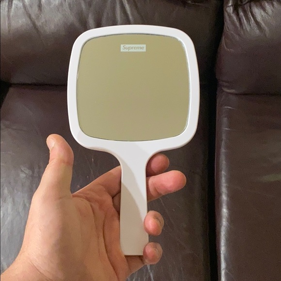 Supreme mirror